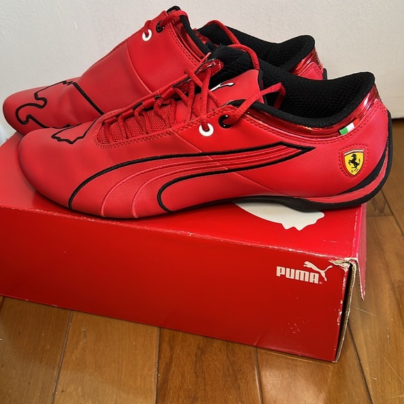 Puma x Ferrari Men’s Sport Sneakers, Size 11 - Picture 3 of 6